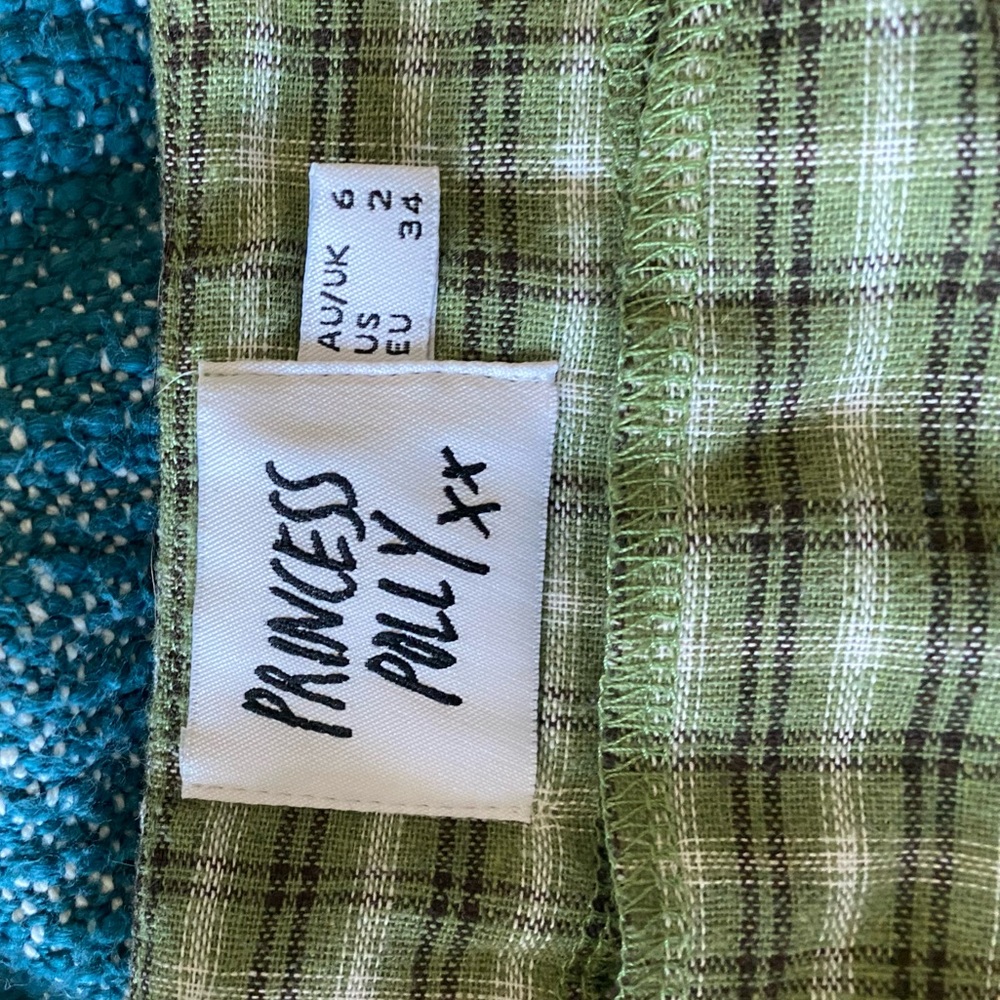 princess polly mini skirt!!